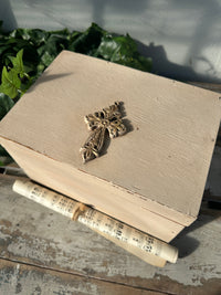 Primitive Cross box