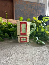 Two piece mini cup and bowl English