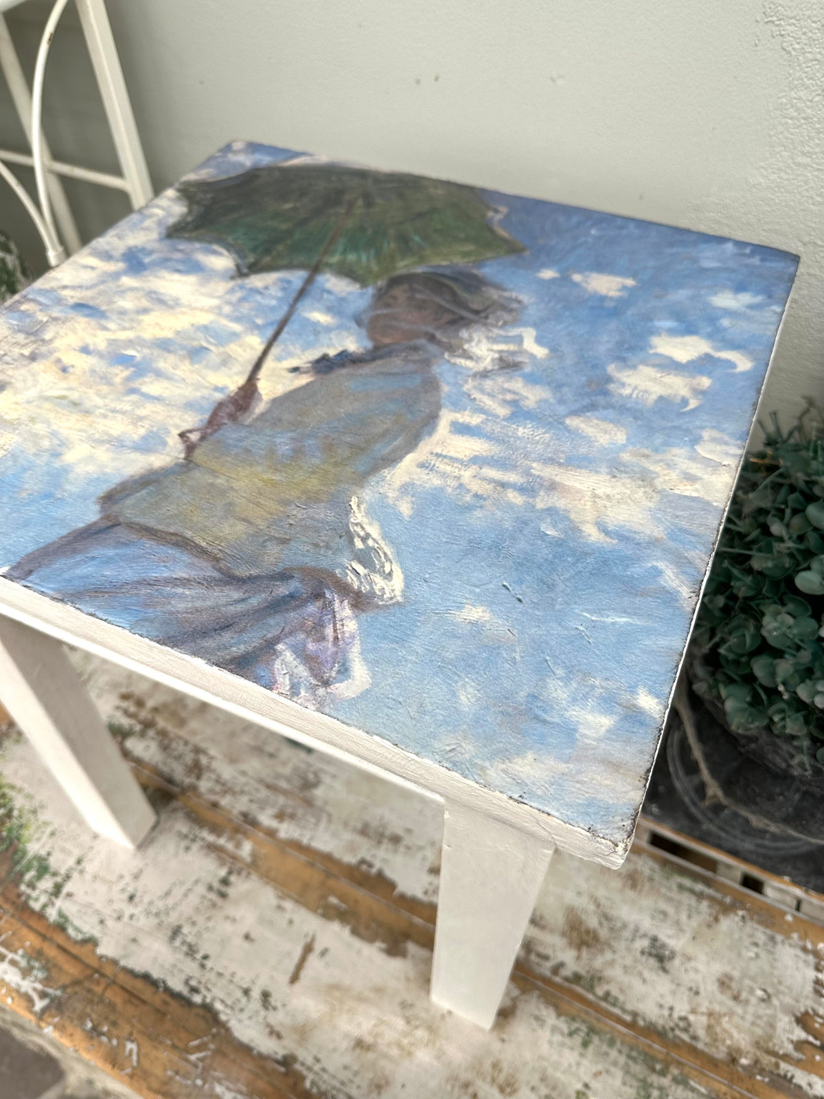 Lady with Parasol small table