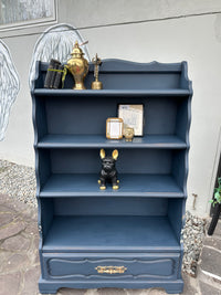 Obsidian Blue Shelf Unit with trailing floral