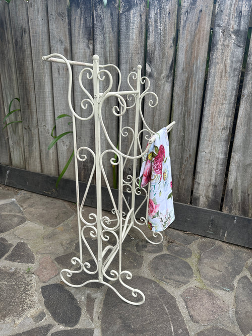 Metal Filigree Small Towel Rail Aged Cream