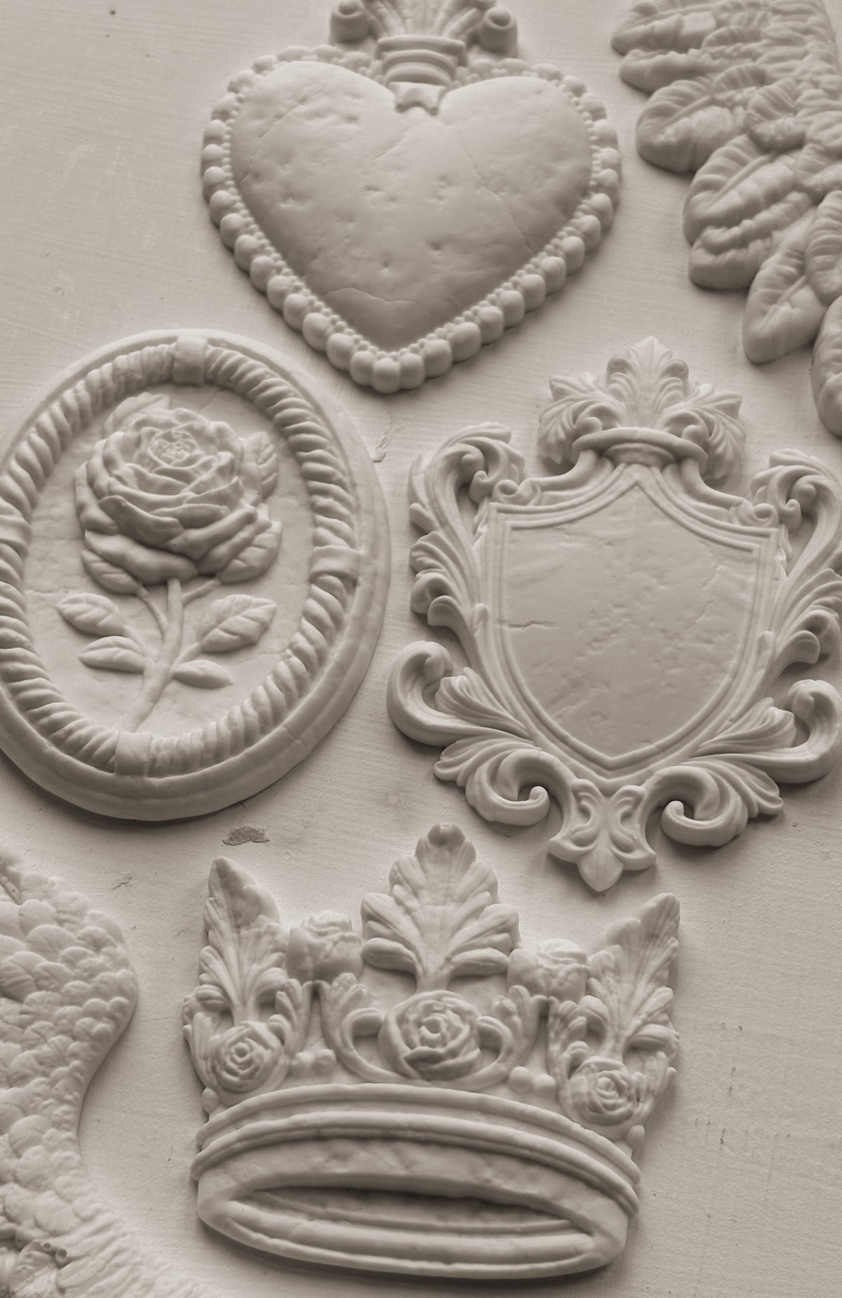 Heraldry IOD Mould