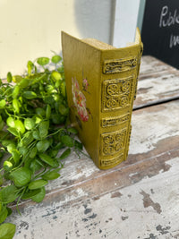 Book box in Willow