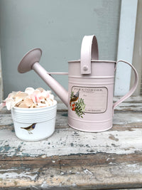 Decorative watering can in Grassmere pink