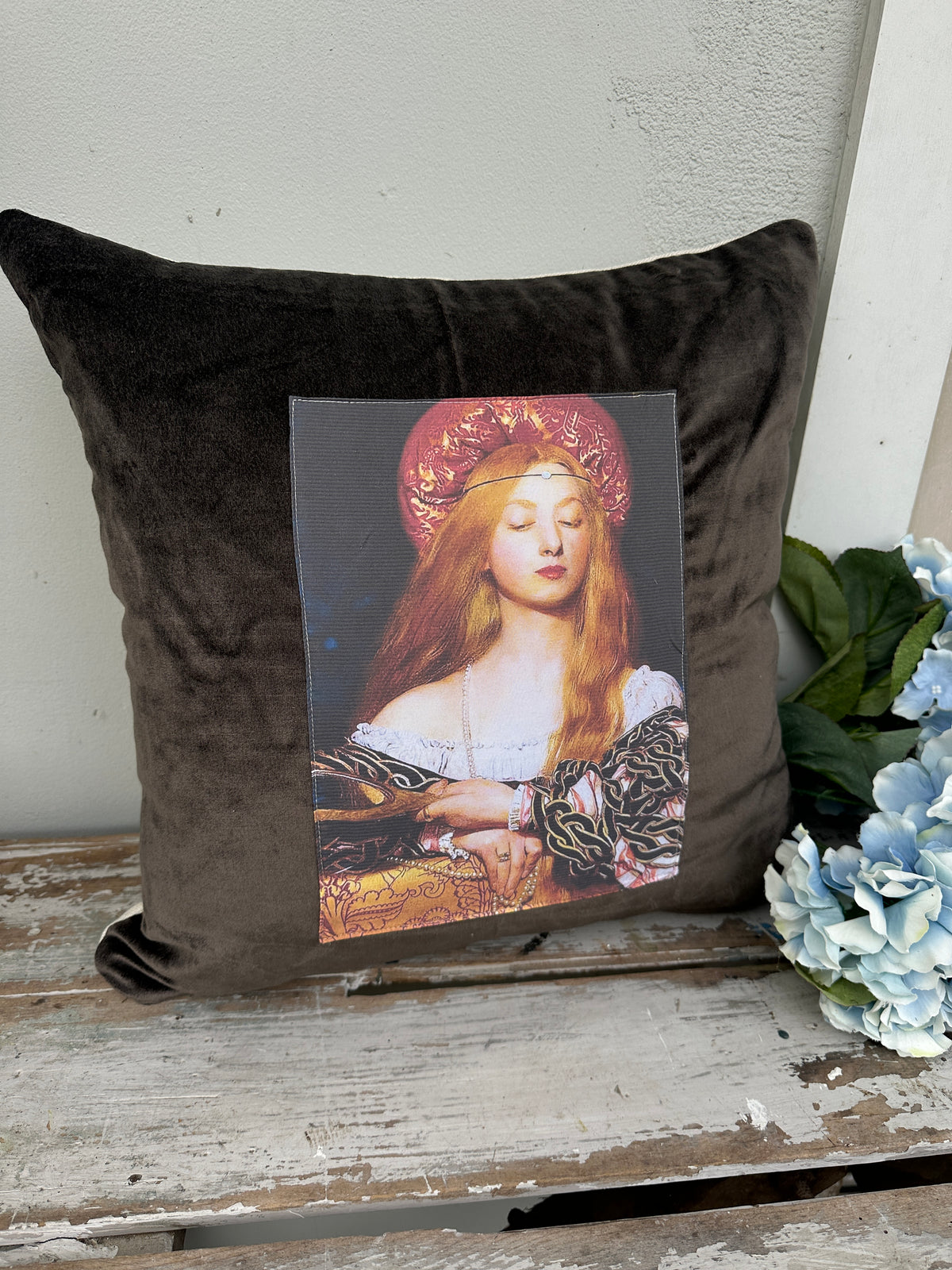 Velvet Cushion Kelp Amber