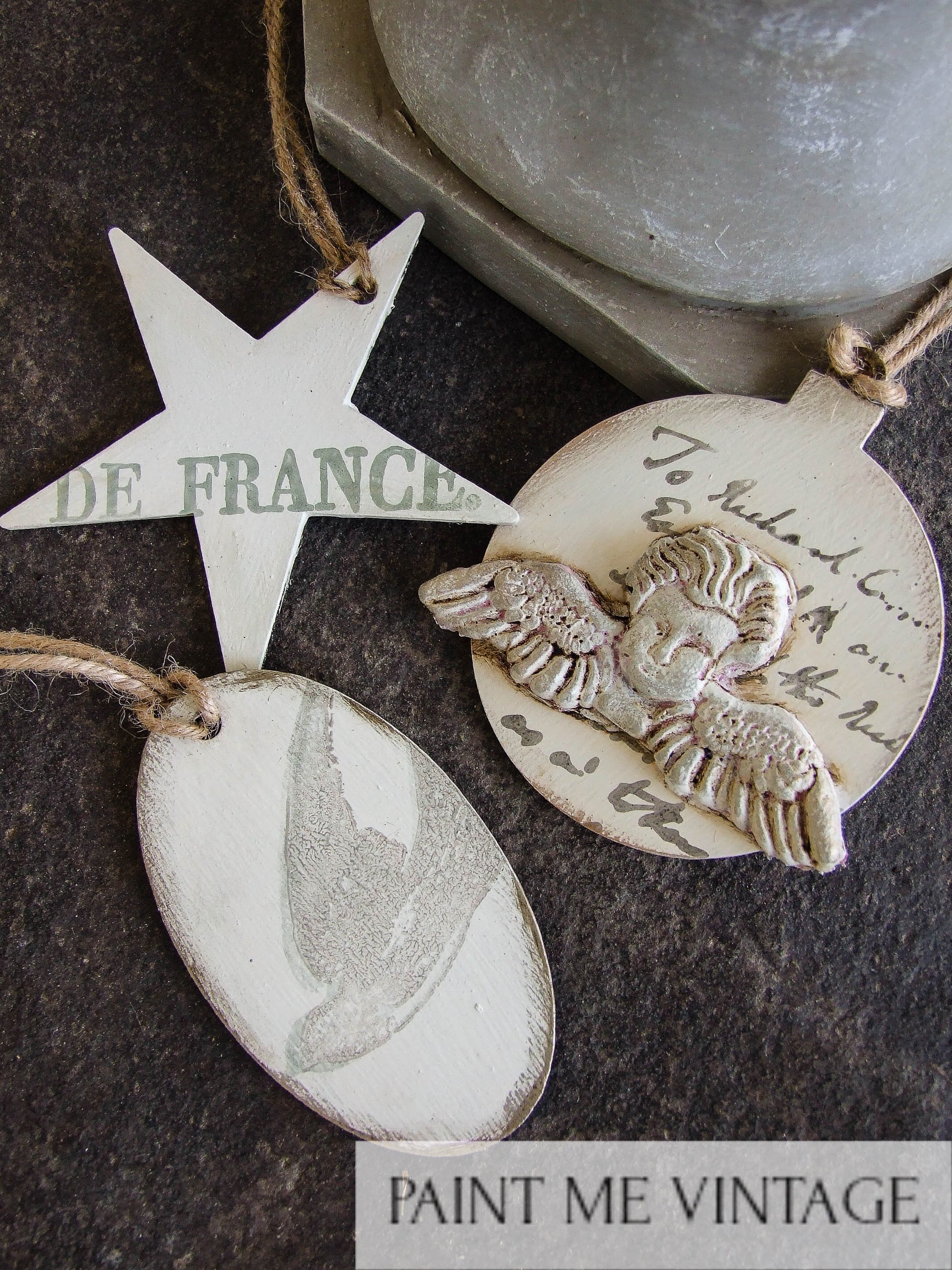 New How to Video and Christmas Decorations Workshops
