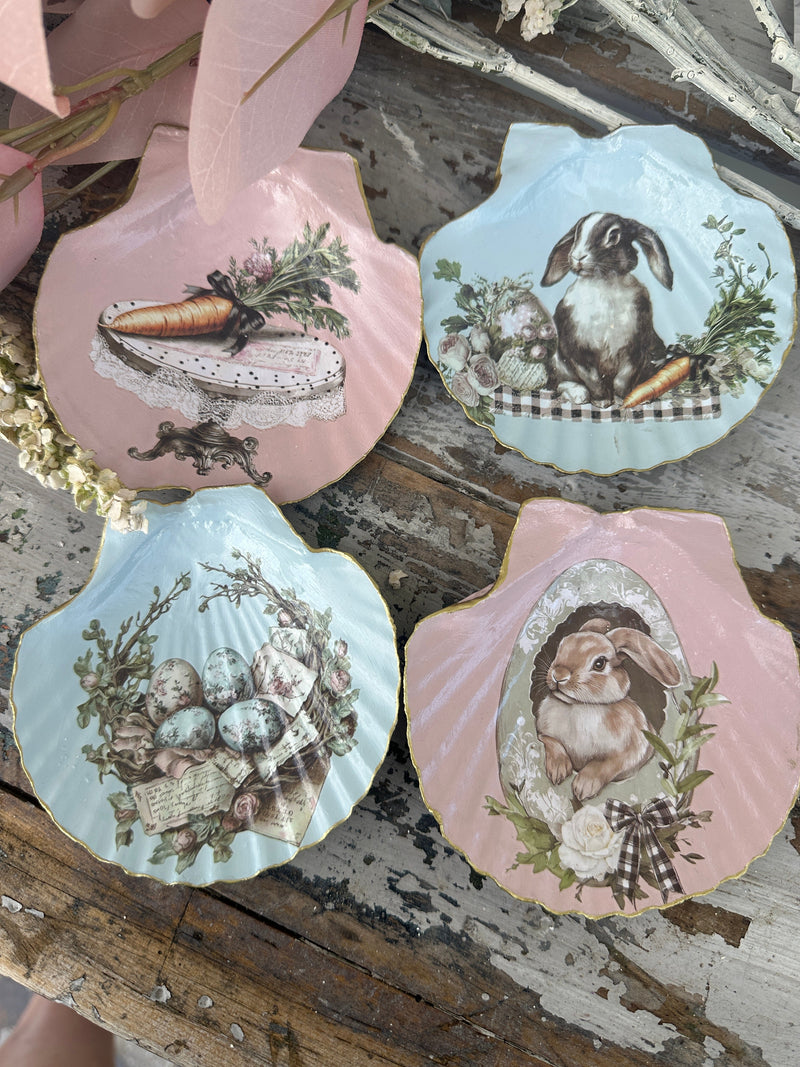 DIY Easter Shell Trinket Dishes using fusion mineral paint and redesign transfers