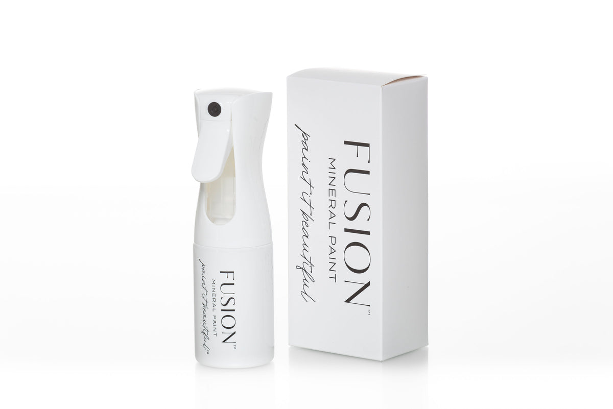 Fusion mineral paint spray bottle and packaging on a white background Fusion Continuous Spray Bottle 178ml