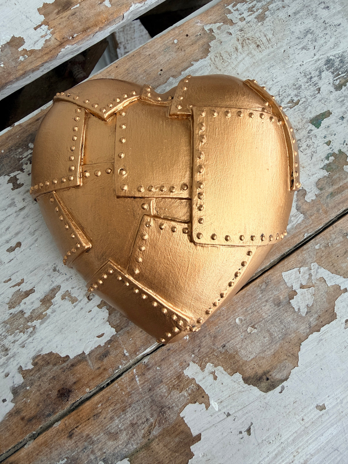 Wall heart Aged Gold Plates