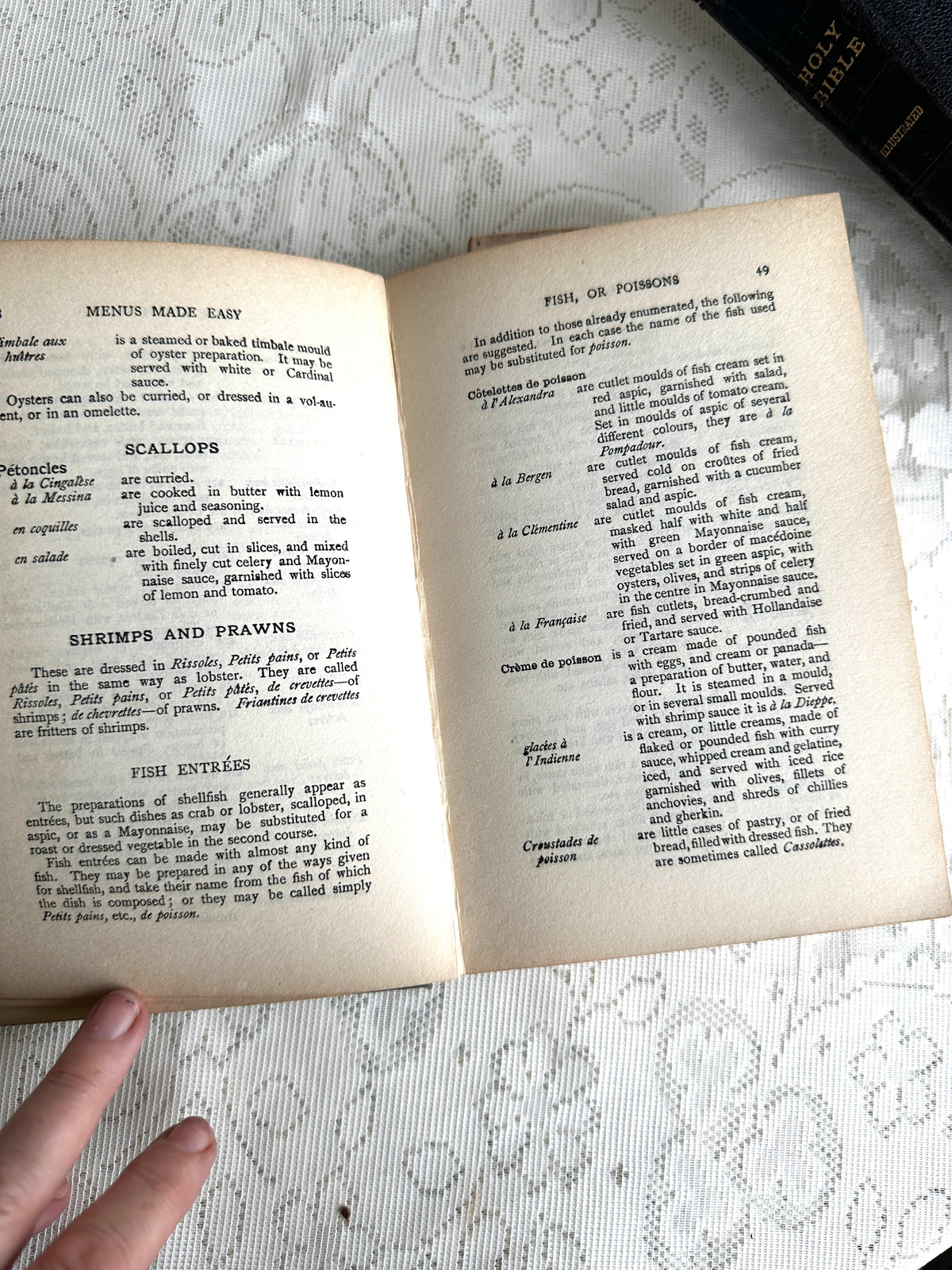 Menus Made Easy French description Blue Vintage Book