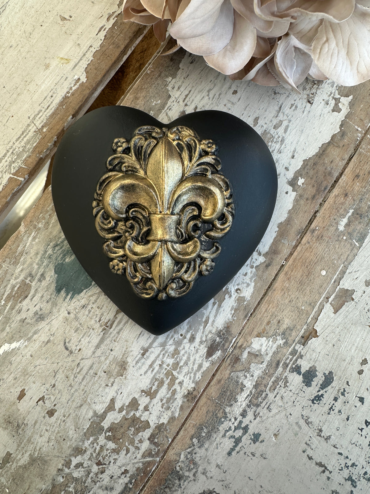 Wall heart Gold Fleur de Lys