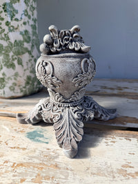 Finial hand painted heavy