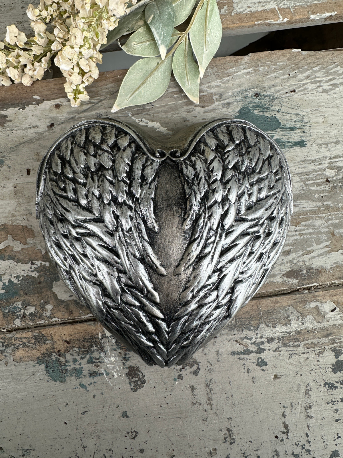 Wall heart Angelic Wings silver