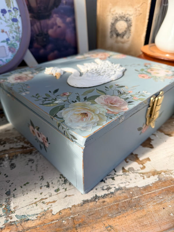 Swan  mould box in paisley