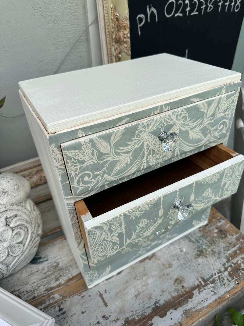 White Mini drawers with Mint BM Lace decoupage front - painted ex the PMV studio