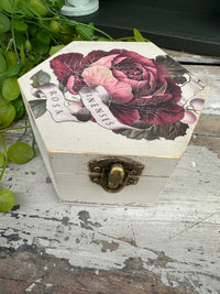 Hex wooden box with Clementine transfer