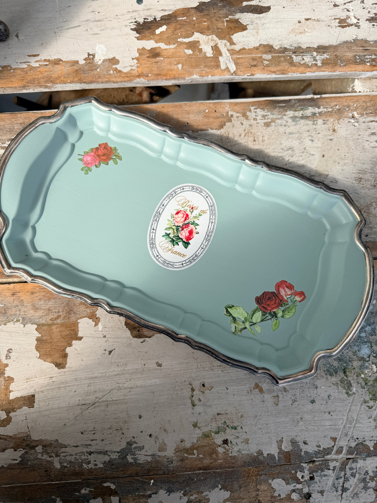 Metal Tray in French Eggshell
