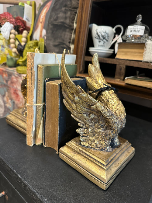 Gold Angel Wings decor