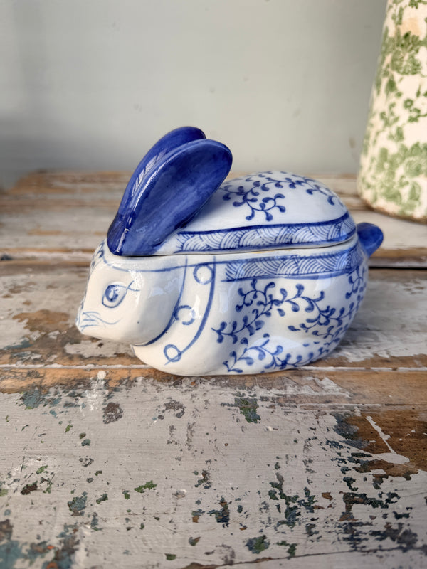 Blue & White Chinoiserie Rabbit bowl with lid