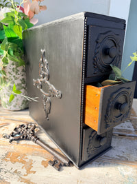 Black Onyx Singer drawer Storage set 