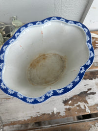 Blue & White Chinoiserie fluted planter large