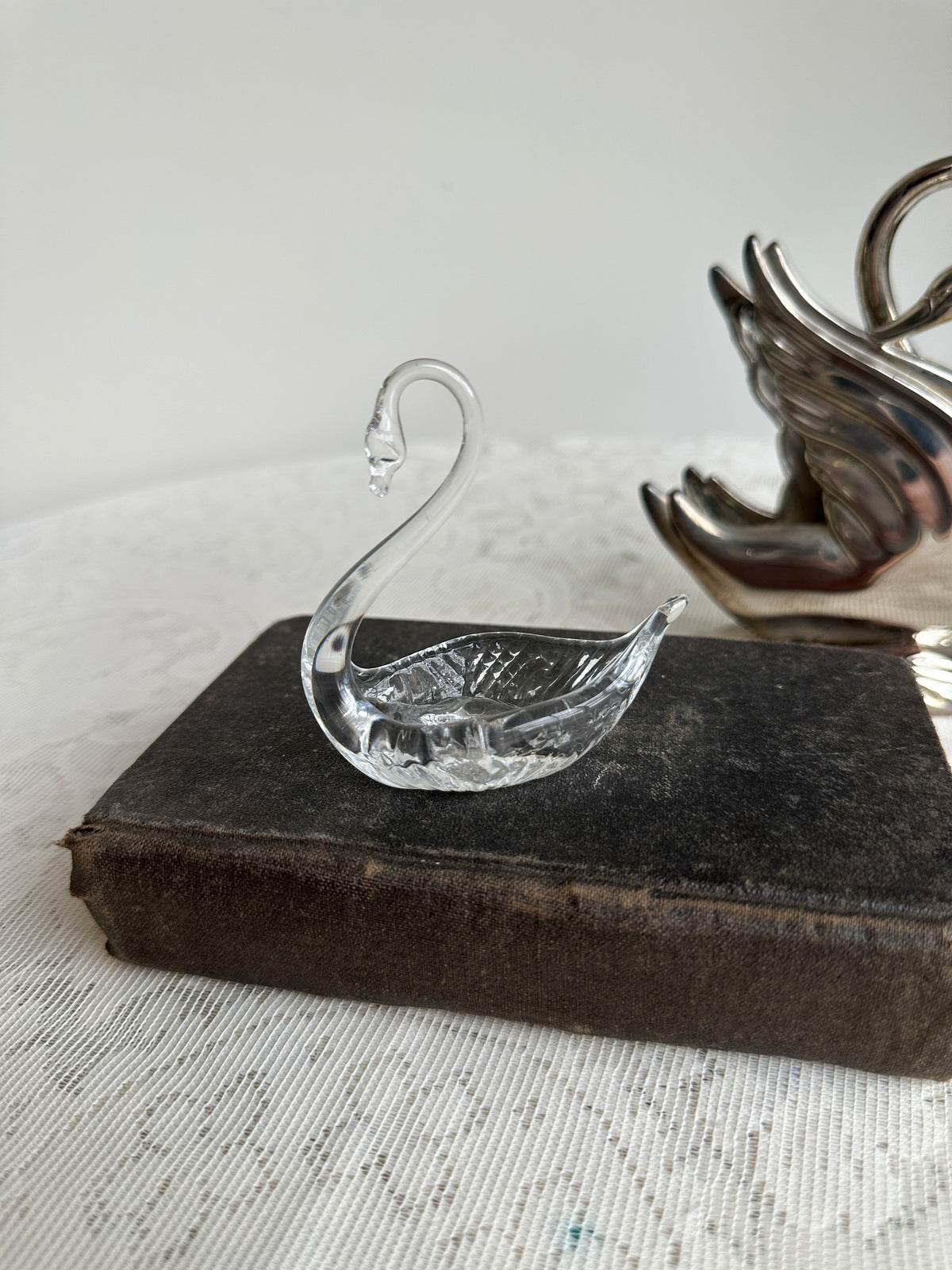 Delicate Glass Swan