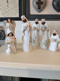 Nativity Set White & Lilac 6 piece