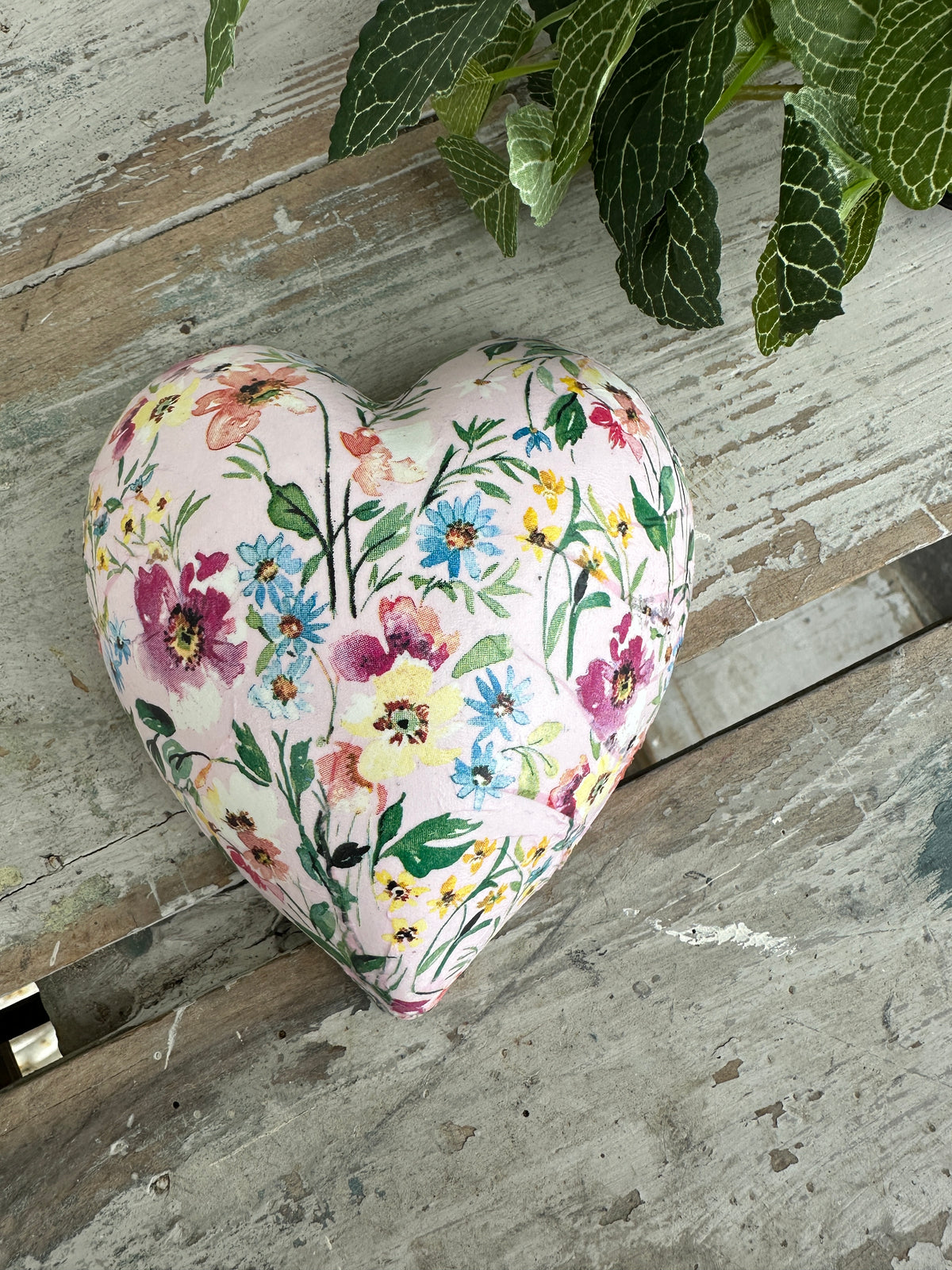 Beauty of Spring II Pink Ceramic Heart