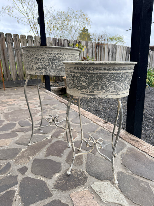 Antique Iron Standing Planter Cream