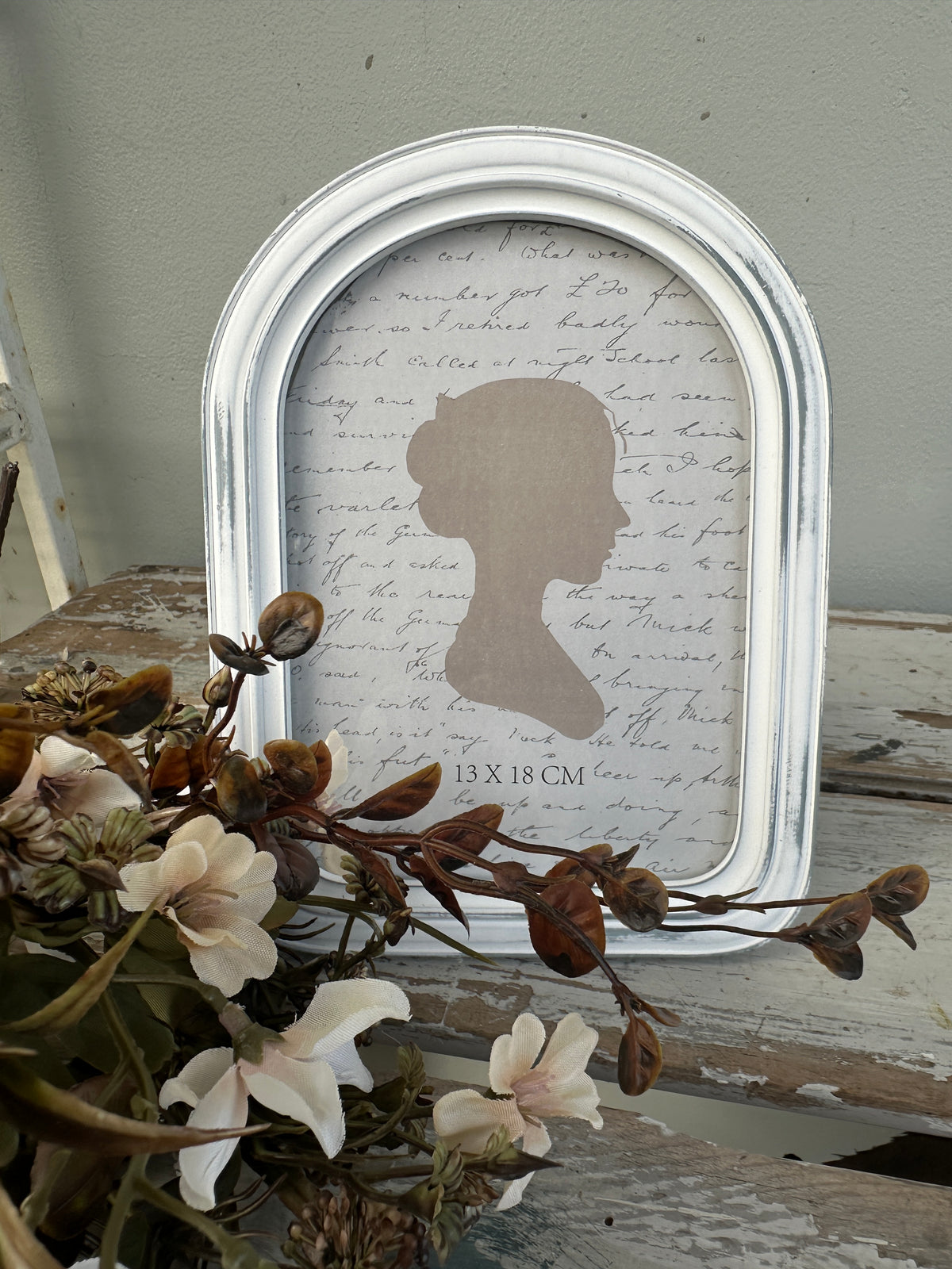 Decorative frame White Distressed Arch Photo Frame Rectangle 5x7
