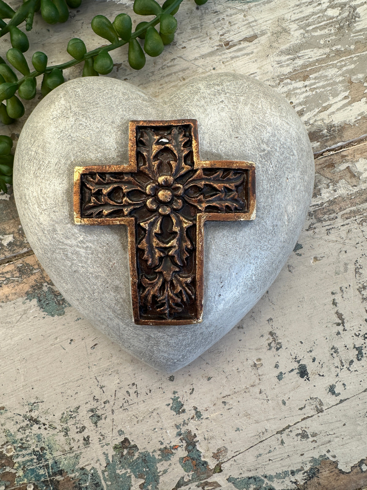 Wall heart Grey Cross