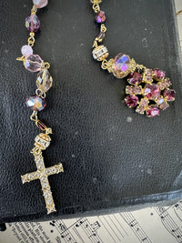 Decor prayer beads lilacs w round jewelled end cross
