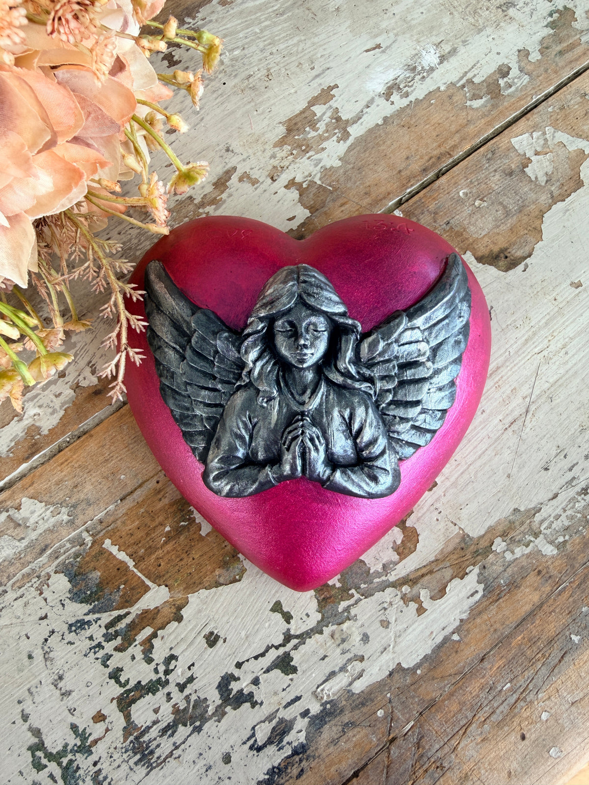 Wall heart Pink & Silver Praying
