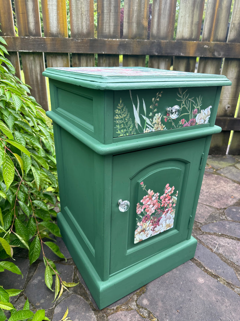 Gretels Forest Bedside table with florals