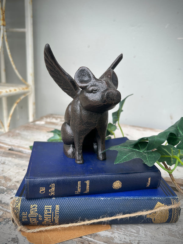 Flying Pig Black Cast iron