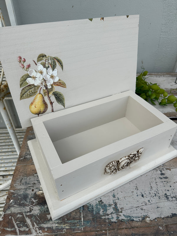 Wooden Box with hinged lid Clementine