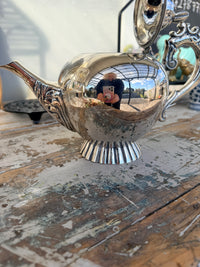 Silverware Round Tea Pot excellent condition