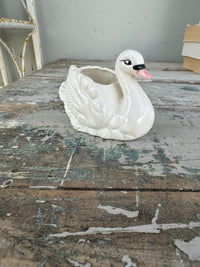 Ceramic Swan white with pink beak small