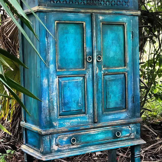 tropical lagoon and azure chalk paint