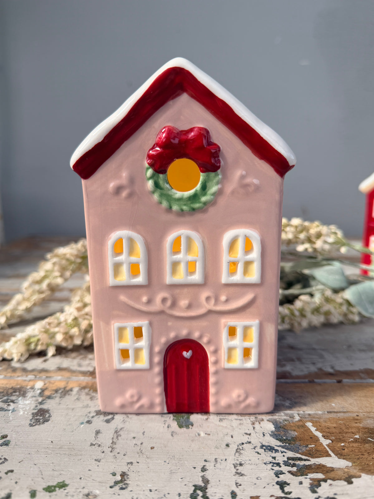 Light Up Ceramic House Pink
