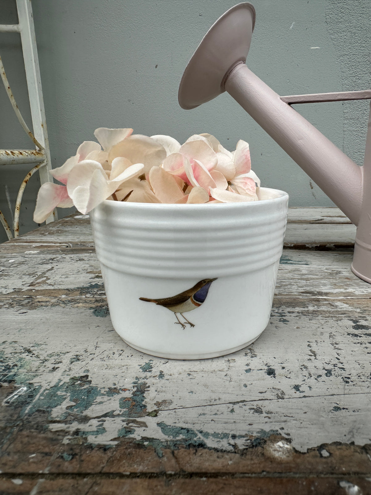 Planter small with bird