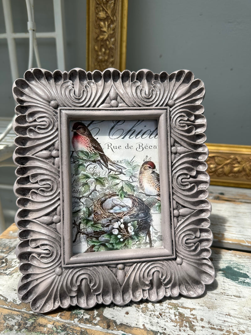 Detailed frame repainted in Izabellars Room colour with wax, decorated by PMV