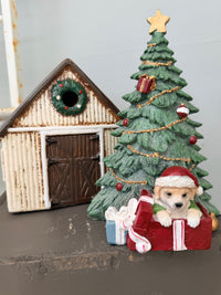 Christmas Tree Classic Green w Dog & Gifts