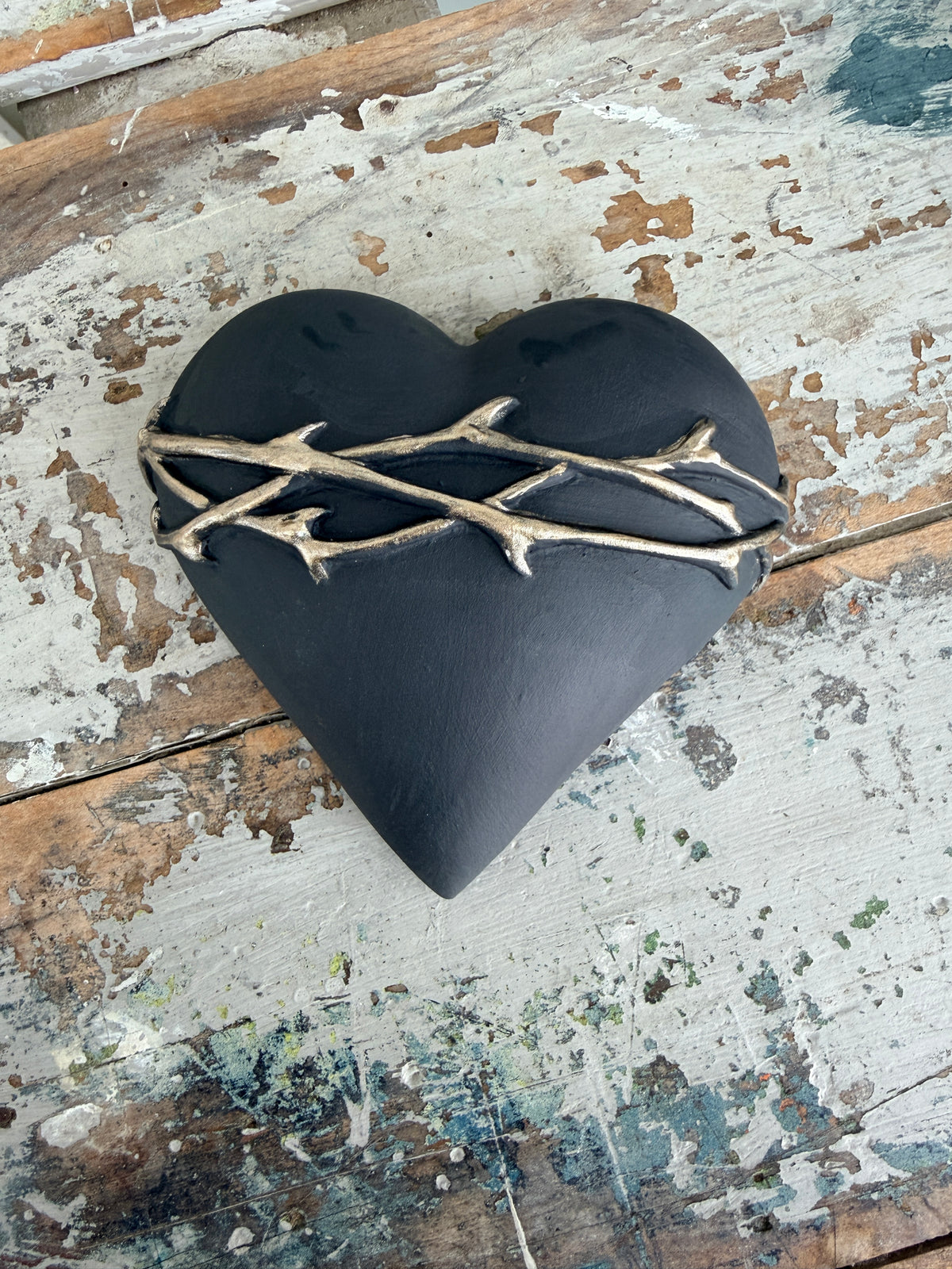 Wall heart Hurting Heart Gold Blush detail