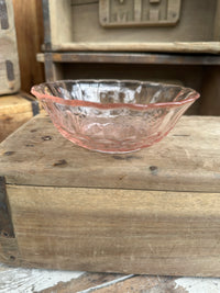 Pink glass bowl with engraving