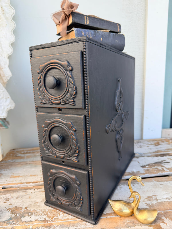 Onyx Black Singer drawer Storage se