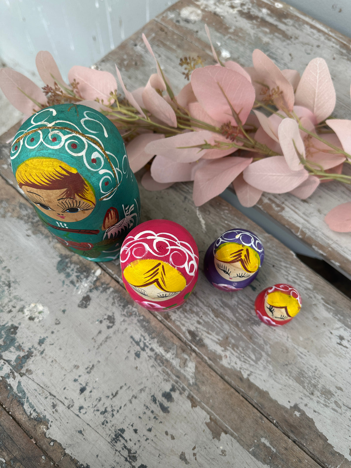 Russian nesting Doll set of 4