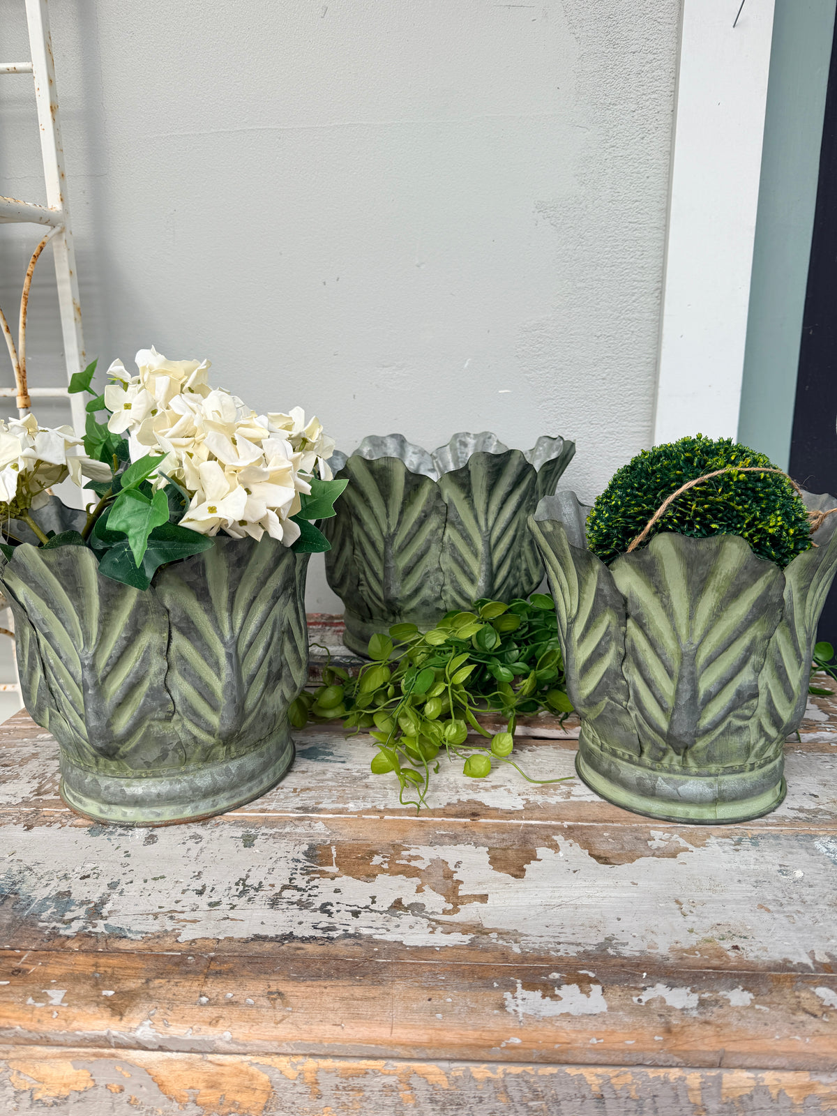  galvanised metal leaf planters 