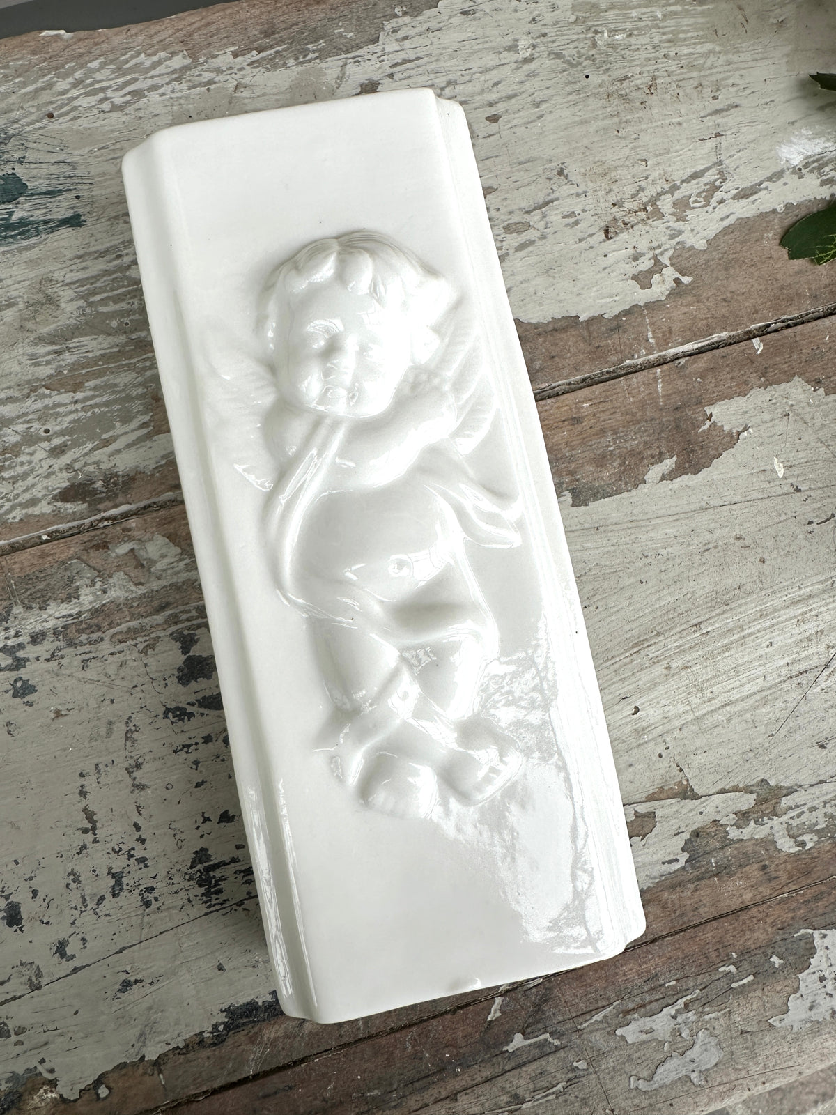 White Cherub wall pocket