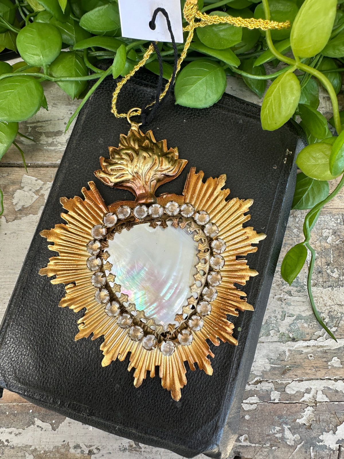 Burst Heart Jewelled with Stone hanging French Country